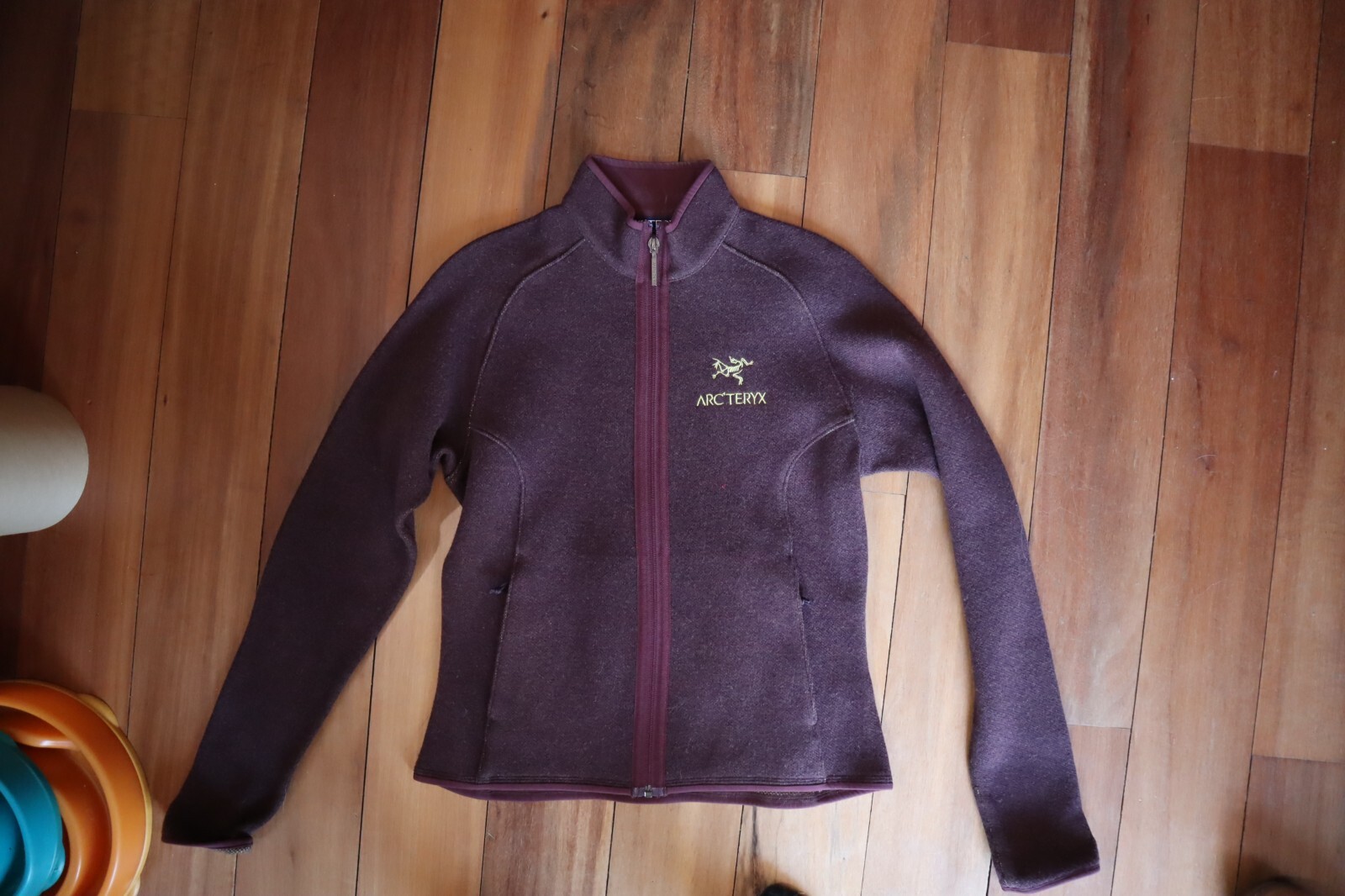 Giacca Frontale Borgogna Lavorata a Maglia ARC'TERYX Cerniera Donna Piccola 4 6