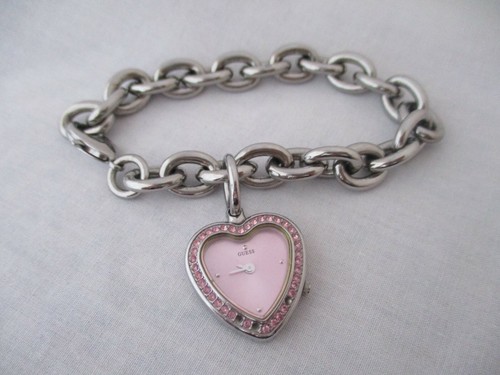 Guess Women's Pink Heart Face Rhinestones Chain Bracelet Band Analog Watch - Afbeelding 7 van 12