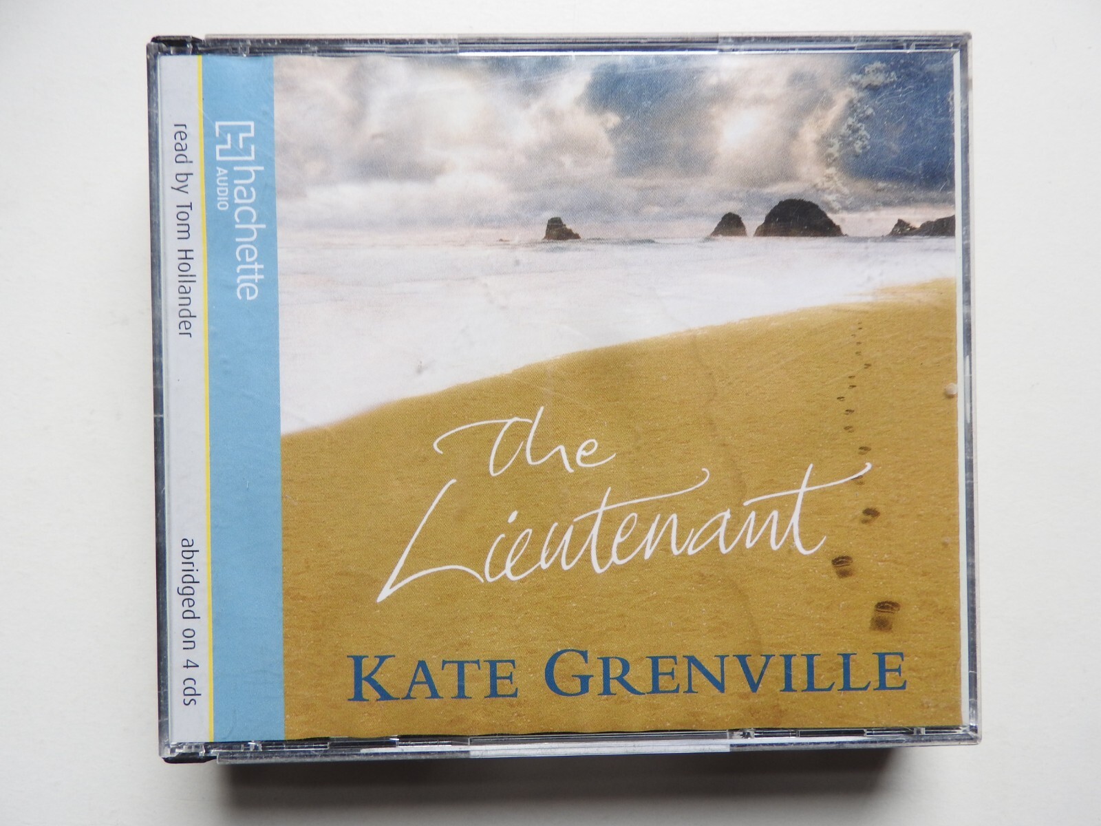 Lieutenant, The  -  Kate Grenville audio book  4 CDs abridged read Tom Hollander