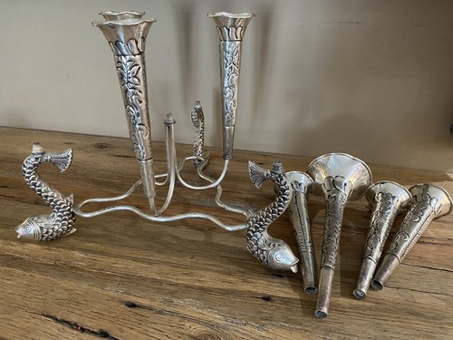 Centerpiece Edwardian Style Scroll Fluted Epergne Victorian Fish Base Read - Picture 2 of 15