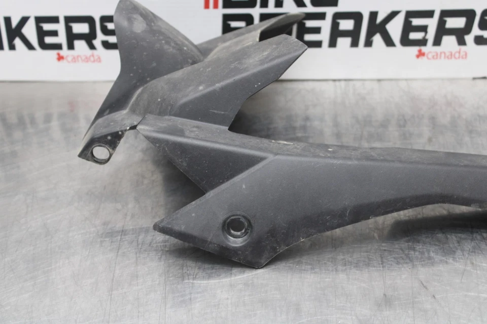 14-17 YAMAHA FZ07 TRASERO TRANSMISIÓN CADENA PROTECTOR CUBIERTA ESCUDO BB766 Foto 4 de 4