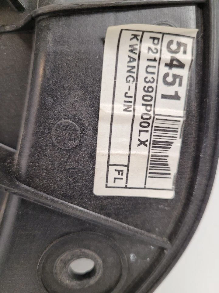 2014-2019 KIA SOUL Driver Left Front LH Window Regulator Electric 82471B2010  - Image 4 of 4