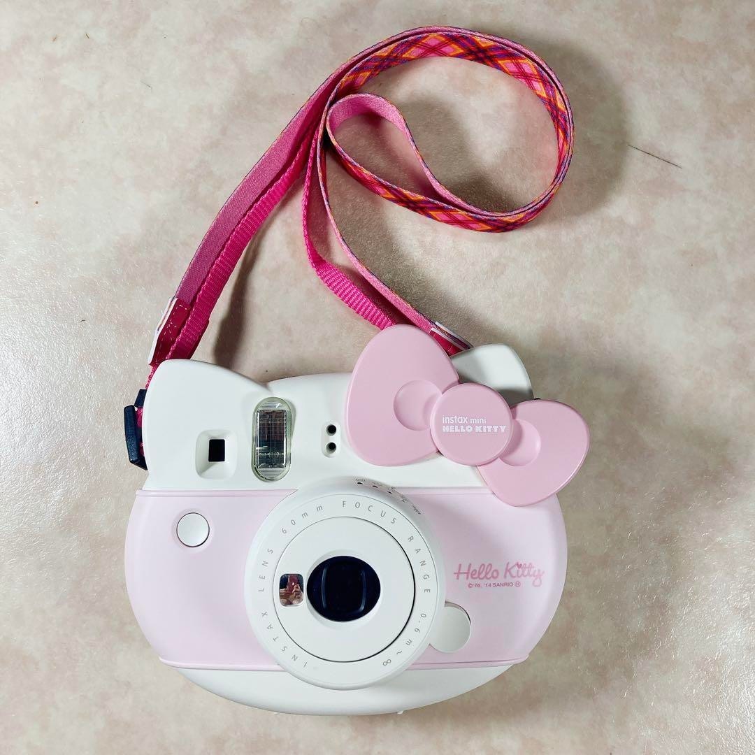 Fujifilm Instax Mini Hello Kitty Instant Camera – Pink – Tested