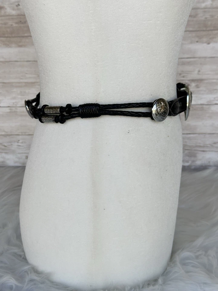 Cinturón de cuero trenzado negro Justin vintage hebilla concho plateada talla 28 Foto 3 de 4