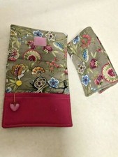 Handmade Floral Splendor fabric scissor,needle, sewing notion, pincushion wallet