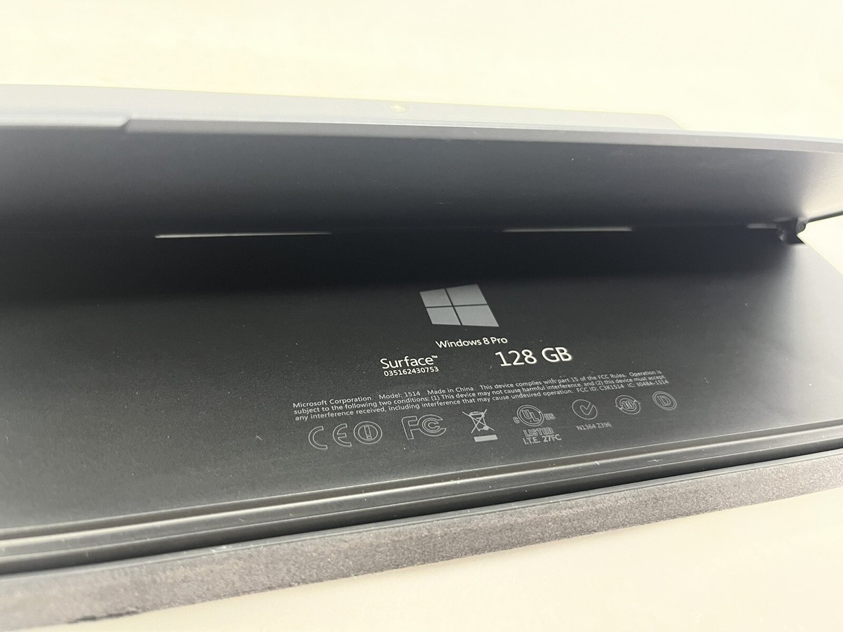 Microsoft Surface Pro 1, 1514 core i5 1.7GHz 4 GB Ram 128 GB SSD