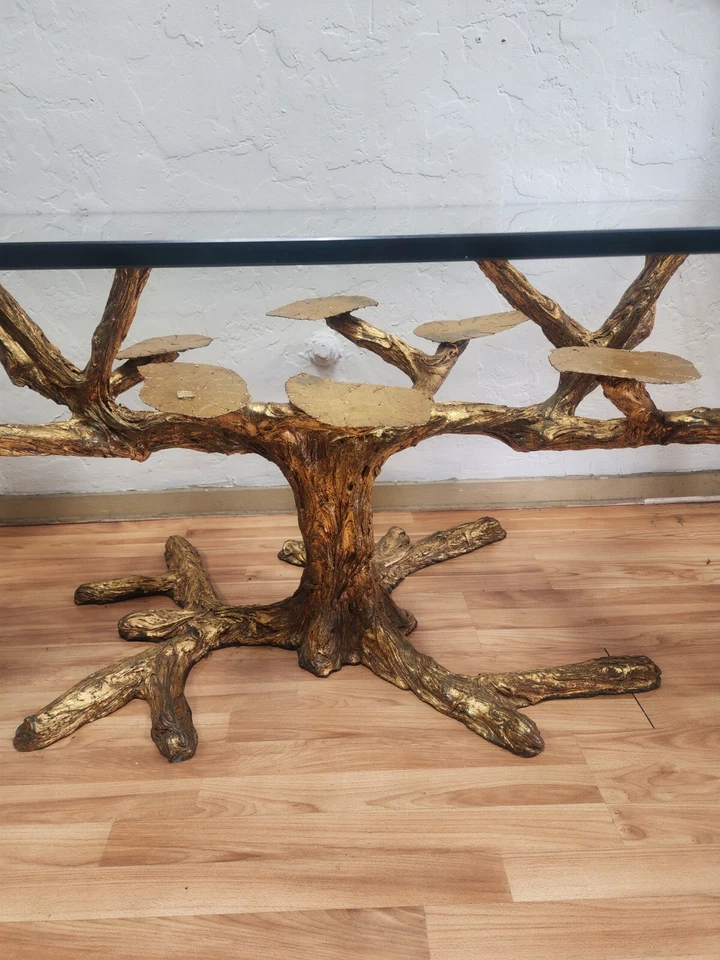 Mesa de comedor/vestíbulo grande vintage de mediados de siglo con extremidad de árbol de latón con vidrio grueso Foto 4 de 4