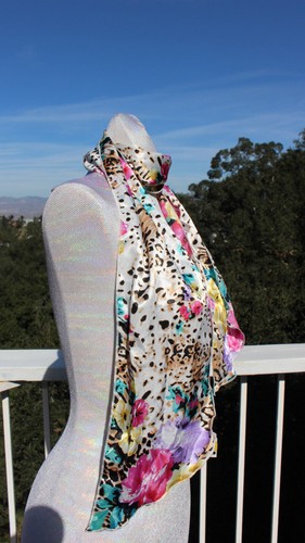 NWT Aldo Colorful Floral Handkerchief Scarf Women New With Tags - Picture 4 of 4