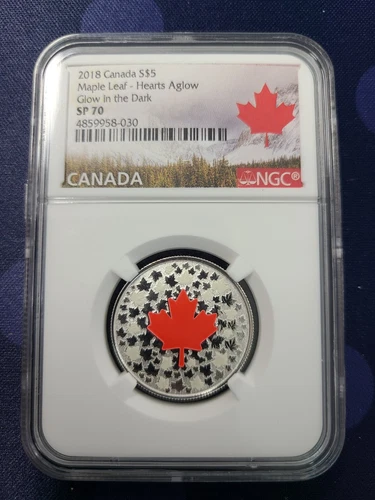2018 $5 Canada Hearts Aglow - NGC SP70 - Glow in the dark POP 75