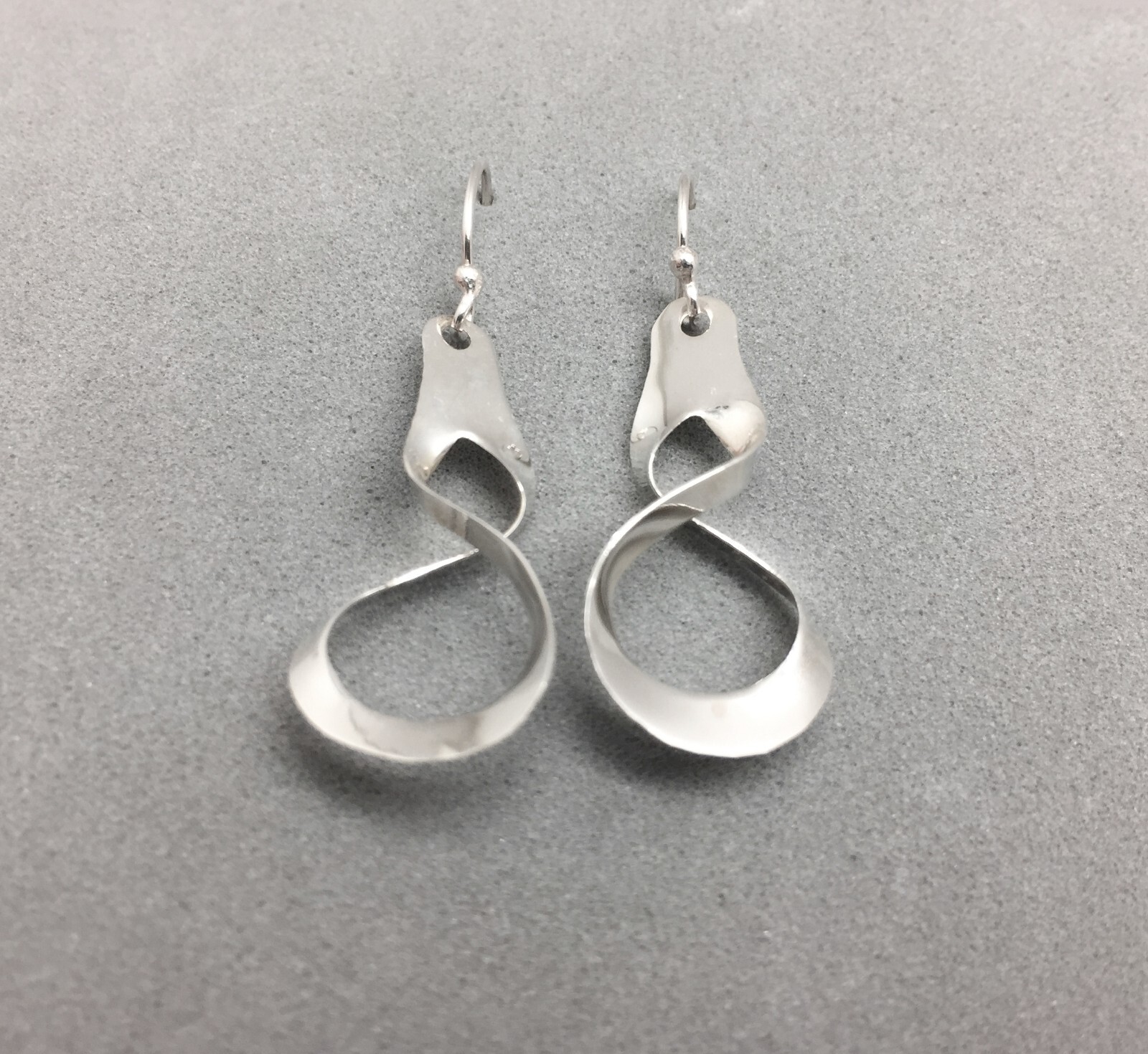 Sterling Silver Mobius Infinity Loop Earrings 1 3… - image 4