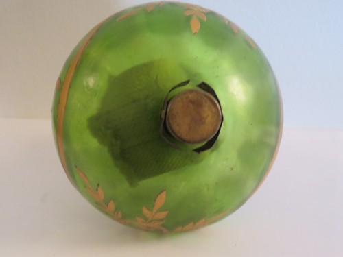 LAMPE TOUPIE DE PIANO A PETROLE VERT DECOR EMAILLE OR OIL PETROL LAMP KOSMOS - Picture 9 of 9
