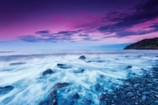 Wandbild: Majestätischer Sommersonnenuntergang über dem Meer. Dramatischer [...]