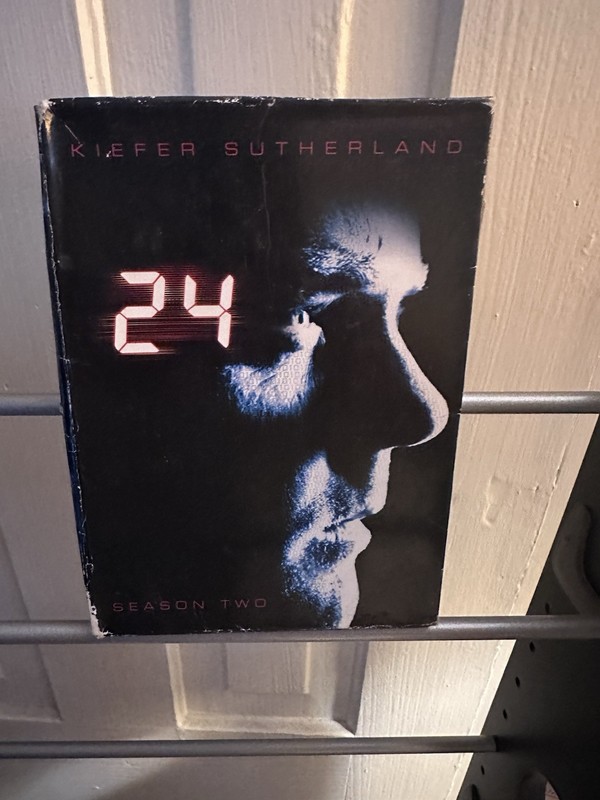 24 - TV Series on DVD Complete 2nd Season Kiefer Sutherland Never Used