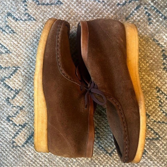 Clarks Originals Wallabee Brown Suede Moccasin Lace Up Crepe  display picture 2