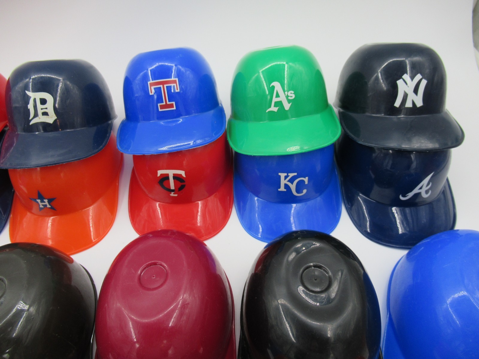 Vintage Laich MLB Plastic Batting Helmets LOT OF 36 Caps Hat Baseball "Look"