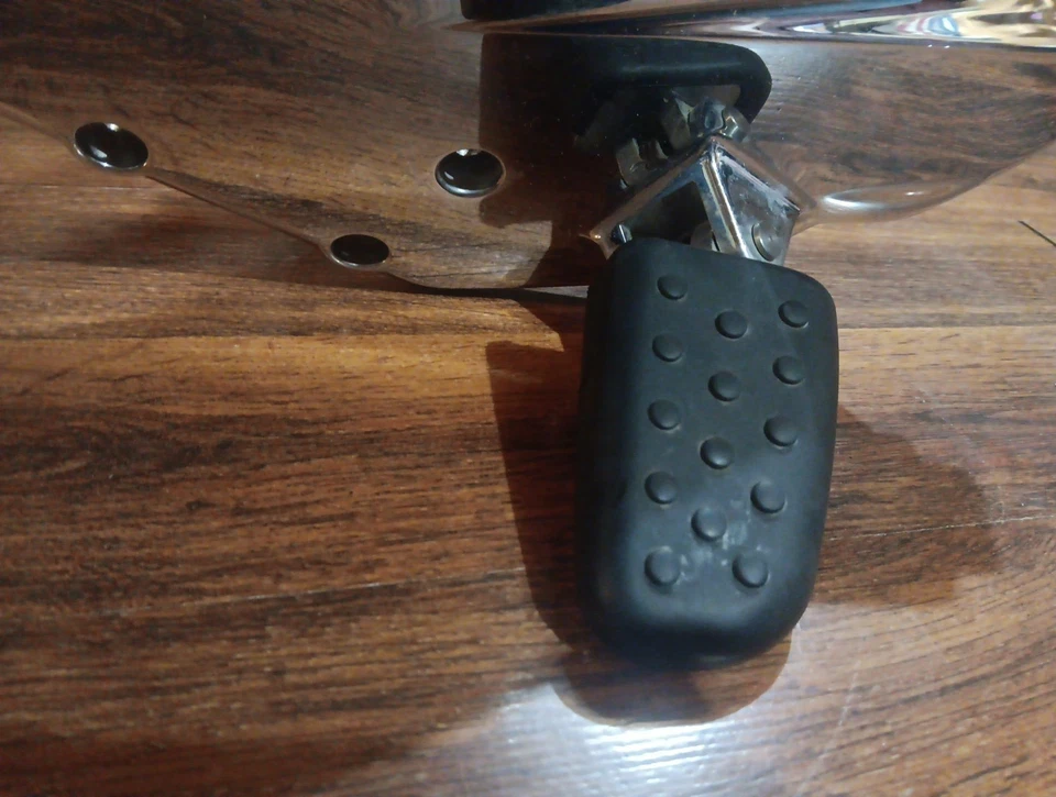 BMW K1200LT K1200 LT 1997-2003 reposapiés delantero derecho clavija T Foto 3 de 4