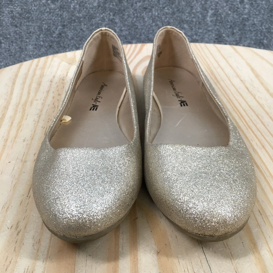 Zapatos planos informales sin cordones American Eagle para mujer 8 dorados brillantes punta redonda Foto 4 de 4