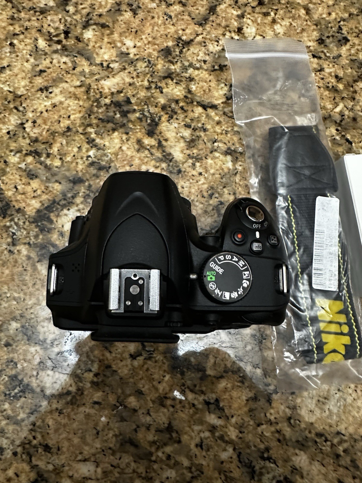Nikon D3200 24.2MP DSLR Camera Body Only - Great Condition