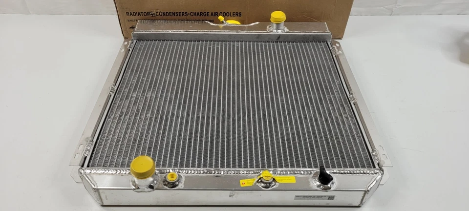 REACH 41-329 Radiator for a 72-67 FORD radiator Replacement - Image 2 of 4