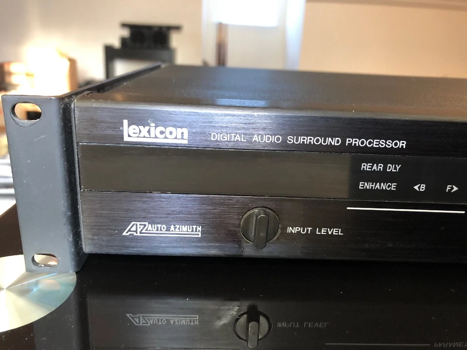 Procesador Dolby Pro-Logic automático envolvente de audio digital Lexicon CP-2 como nuevo Foto 2 de 4