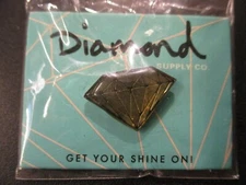 DIAMOND SUPPLY CO company Gold/Black PIN lapel NEW R