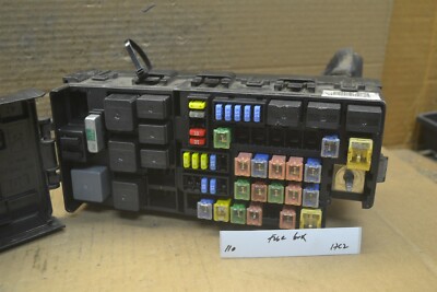 2002 Ford Explorer Fuse Box Relay Unit 4L2T14398UD Module 110-17C2