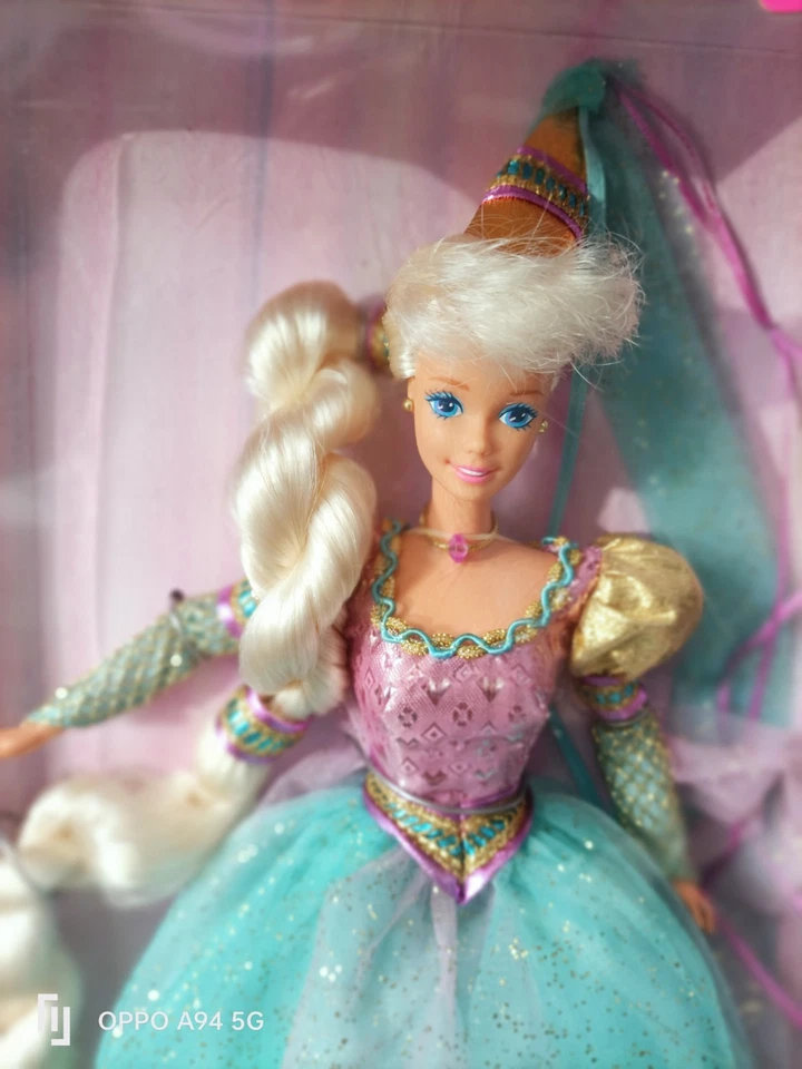 Barbie Da Collezione Barbie Rapunzel  - Immagine 3 di 4