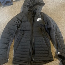 Nike Coat Men’s XS Slim Fit Puffer Jacket Black