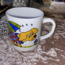 RARE VTG Sausage DOG Arcopal Milk Glass Mug Made in France Cup Vintage 