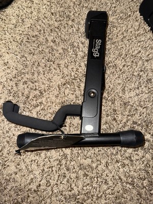 Stagg SUVM-A100BK Foldable ''A'' Stand for Ukuleles, Mandolins, and Violins
