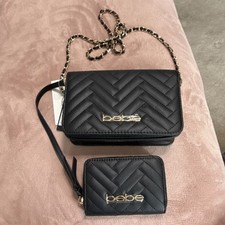 bebe Black Quilted Faux Leather Chevron 2 Piece Crossbody Bag Wristlet Set