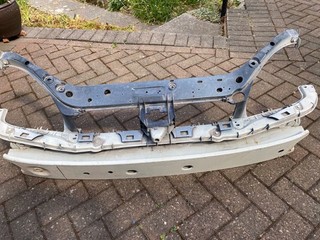Ford Focus mk1 front panel