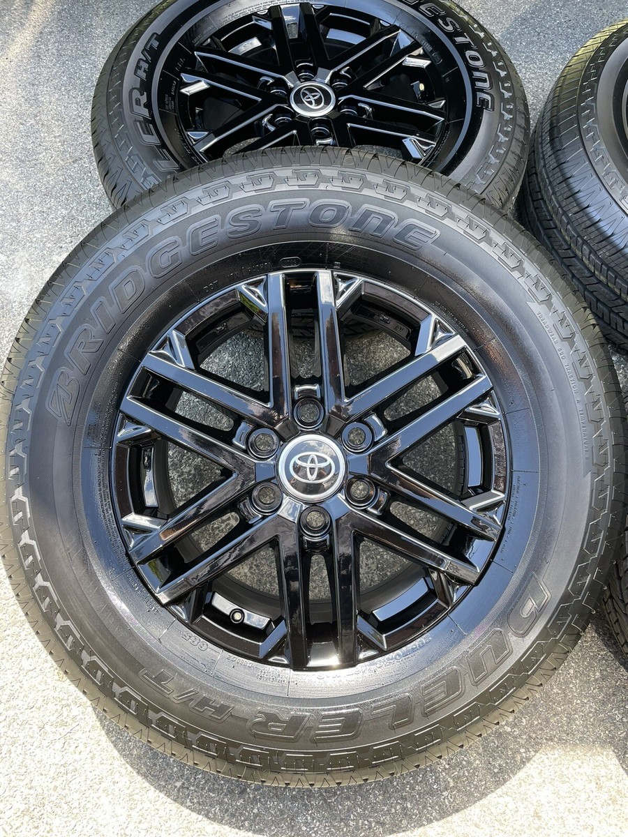 2/2[新品] TOYOTA TRD 純正 R17 6x139.7 2/2[新品] TOYOTA TRD 純正 R17 6x139.7 Set Of 4 18