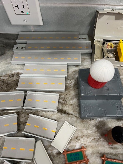 Vintage Lewis Galoob Toys Micro Machines Lot 1991