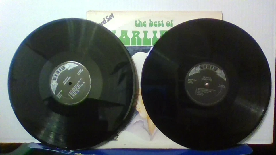 CHARLIE RICH ~ THE BEST OF ~ VINTAGE 2 LP SET GATEFOLD  Light surface issues - Image 3 of 3