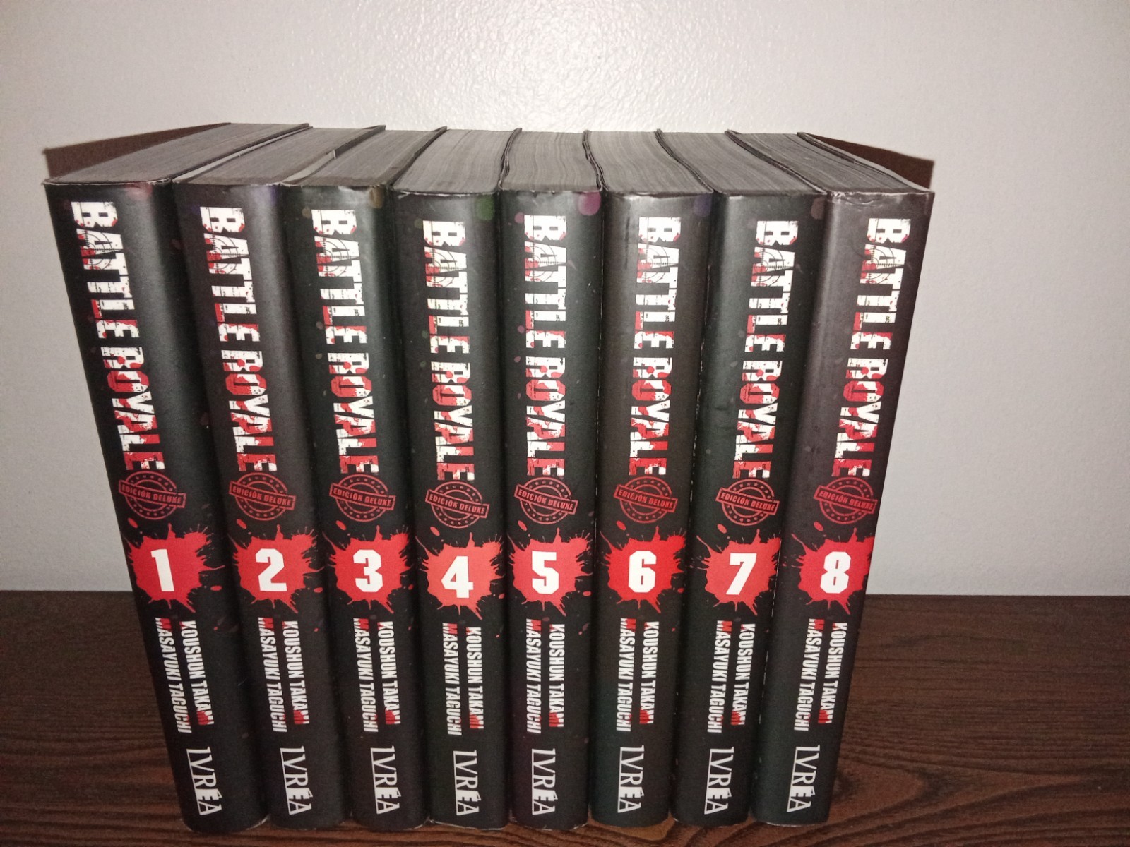 Battle Royale Deluxe Manga en Español. COMPLETE. 1 al 8.