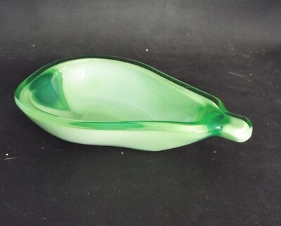 Sasaki mint durchscheinend grün gefasst Glas Birnenform Schale