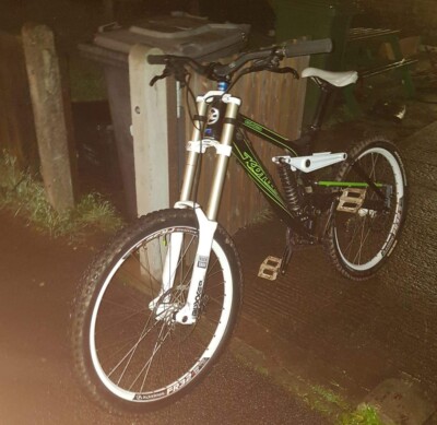 お値下げ交渉はコメントで！KONA stab deluxe 2010 26インチ kona stab Delux 2010 | eBay