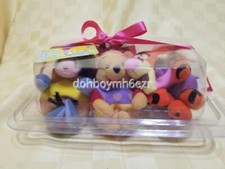 Disney Store Winnie the Pooh Easter Egg Hunt plush set Tigger Eeyore Piglet Owl