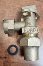Ford Meter Box Kv23-331w-sn-nl 34 X 58 Angle Key Valve