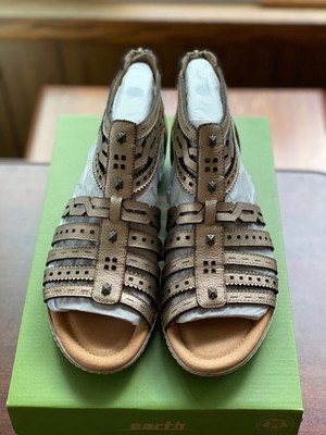 earth bay gladiator sandals