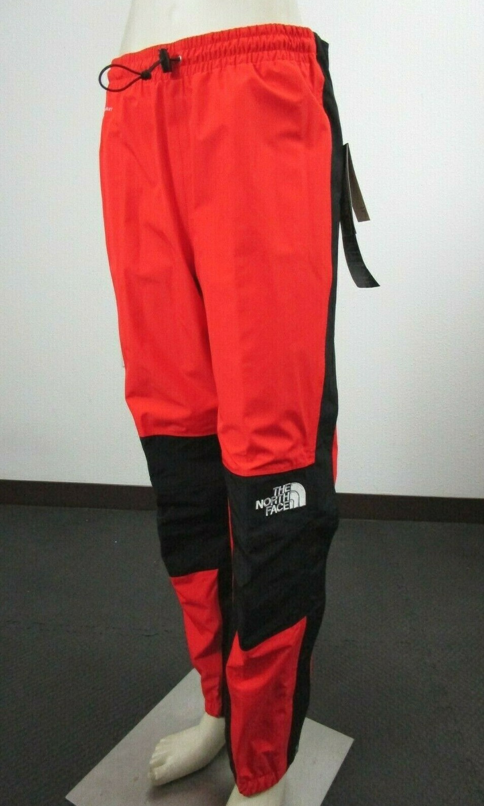 The North Face Mountain Light Futurelight Ski Pant Fiery Red