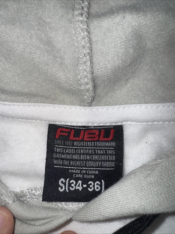 Sudadera con capucha de lana de manga larga blanca talla pequeña 34-36 FUBU para hombre Foto 3 de 4