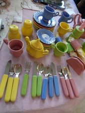 Frenzy Toys Child's Tea Set China 38 pc
