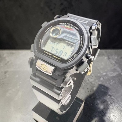 CASIO G-SHOCK G-2211, no bezel, battery replaced, working condition.