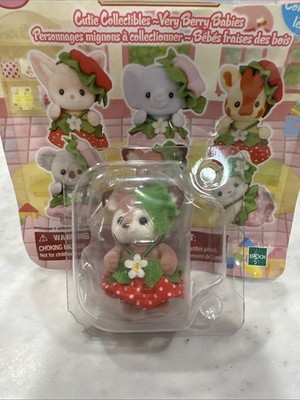 Calico Critters ASTER mouse Very Berry Babies  NEW - Sylvan Family