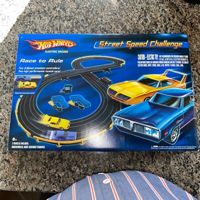 2005 Hot Wheels STREET SPEED CHALLENGE Slot Car Track CHARGER SUPERBIRD  SEALED