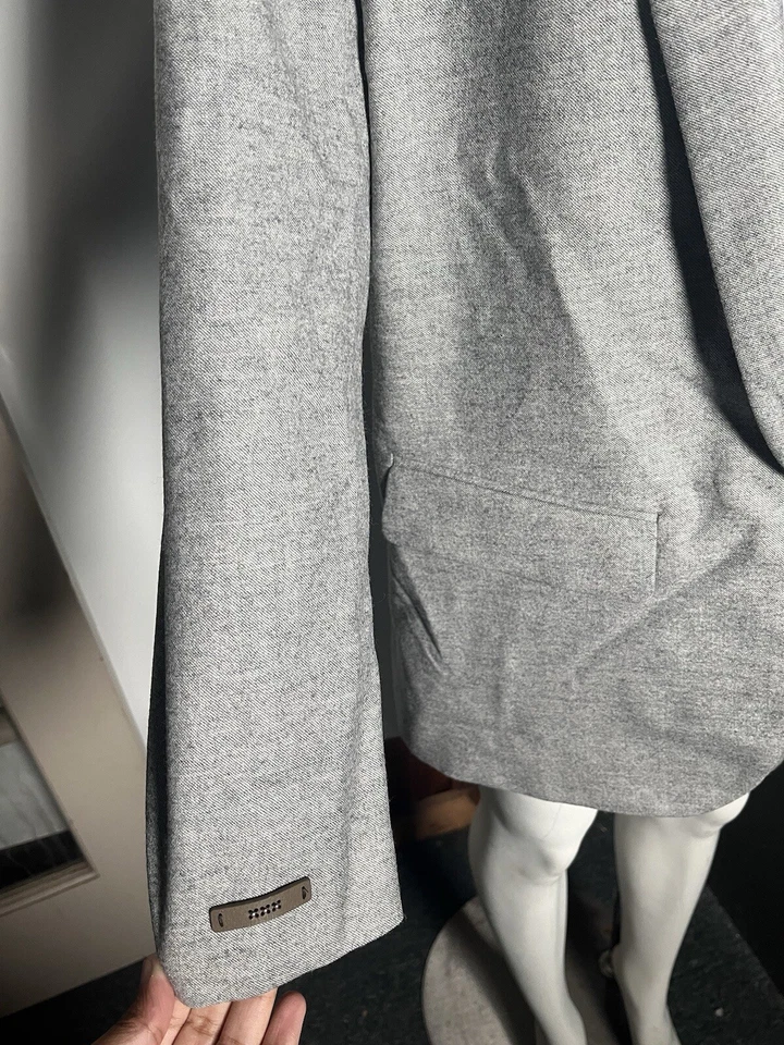 Blazer gris de lana polar gris EU 44 NUEVO CON ETIQUETAS Peserico para mujer Foto 3 de 4