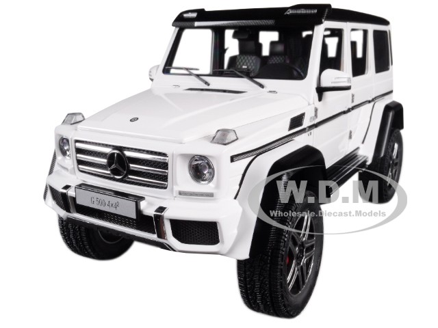 Mercedes-Benz G-Class ミニカー　オートアート1/18 AUTOart 1/18 メルセデス・ベンツ G500 4X4 （グリーン） 76315