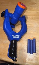 Dart Sling Shot, Air Warriors, BUZZ BEE TOYS, and 3 darts